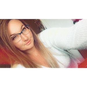 Meet your Posher, Desiree